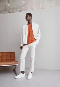 J.LINDEBERGGRANT PANTS - Chinos - Turtledove 8 J.LINDEBERGGRANT PANTS - Chinos - Turtledove -J.Lindeberg Affär bca14edd27ff44cc9f2305c90a45da59