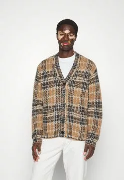 J.LINDEBERGLAZARO HAIRY CARDIGAN - Kofta - Chipmunk 9 J.LINDEBERGLAZARO HAIRY CARDIGAN - Kofta - Chipmunk -J.Lindeberg Affär bf494a332da7461386307d35c3cdeb93