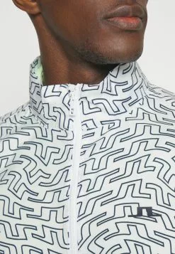 J.LINDEBERGLIGHT PACKABLE VEST - Väst - White 13 J.LINDEBERGLIGHT PACKABLE VEST - Väst - White -J.Lindeberg Affär c3f63e418645453c87cdfafe12f797a2