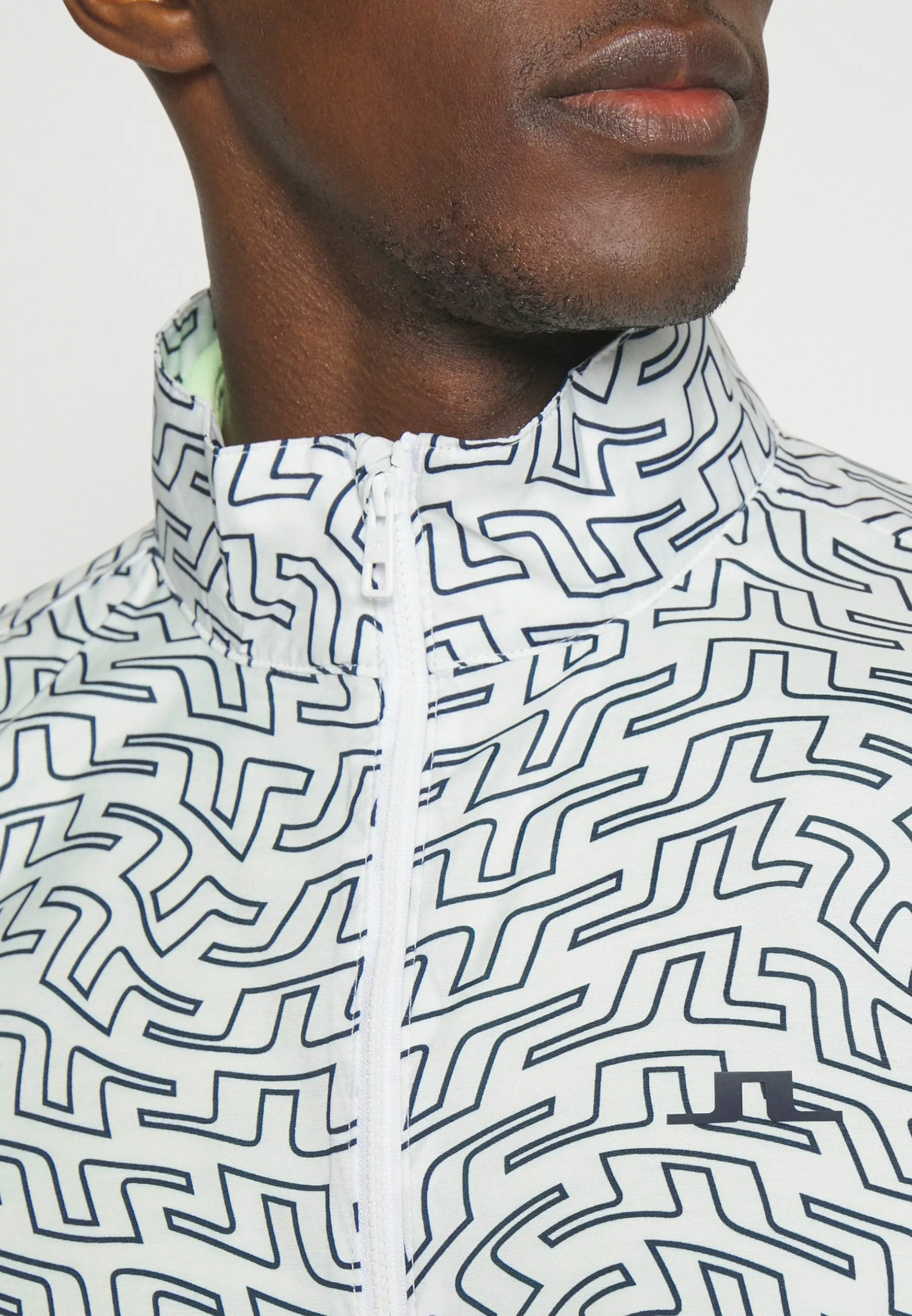 J.LINDEBERGLIGHT PACKABLE VEST - Väst - White 7 J.LINDEBERGLIGHT PACKABLE VEST - Väst - White - Bild 7