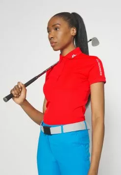 J.LINDEBERGTOUR TECH - Piké - Fiery Red 9 J.LINDEBERGTOUR TECH - Piké - Fiery Red -J.Lindeberg Affär c90a5f695a48419f8db3b5e7bf216995