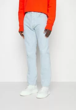 J.LINDEBERGCODY - Jeans Straight Leg - Light Blue 9 J.LINDEBERGCODY - Jeans Straight Leg - Light Blue -J.Lindeberg Affär d222bf337c4045c19ebb21e6a7bc9c05