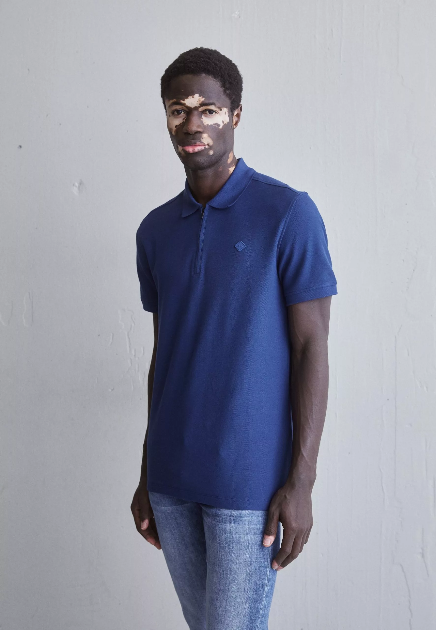 J.LINDEBERGARLO LOGO PATCH - Piké - Navy Peony 1 J.LINDEBERGARLO LOGO PATCH - Piké - Navy Peony