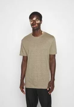 J.LINDEBERGCOMA TEE - T-shirt - Bas - Aloe 9 J.LINDEBERGCOMA TEE - T-shirt - Bas - Aloe -J.Lindeberg Affär d68fcc9485484ef184e9625c351f0410