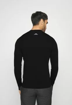 J.LINDEBERGGUS - Stickad Tröja - Black 8 J.LINDEBERGGUS - Stickad Tröja - Black -J.Lindeberg Affär d7ac95aeda6e4cf4bb256f382d9969d7