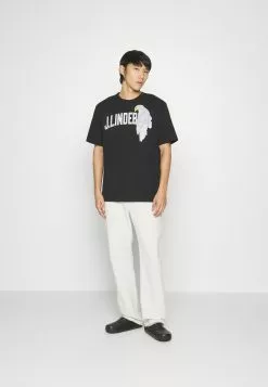 J.LINDEBERGCAMILO GRAPHIC TEE - T-shirt Med Print - Black 11 J.LINDEBERGCAMILO GRAPHIC TEE - T-shirt Med Print - Black -J.Lindeberg Affär dc9c0586856b4ae49dc008ecf55fb5c7