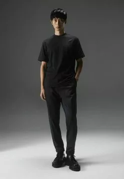 J.LINDEBERGADAN PATCH MOCK NECK - T-shirt - Bas - Black