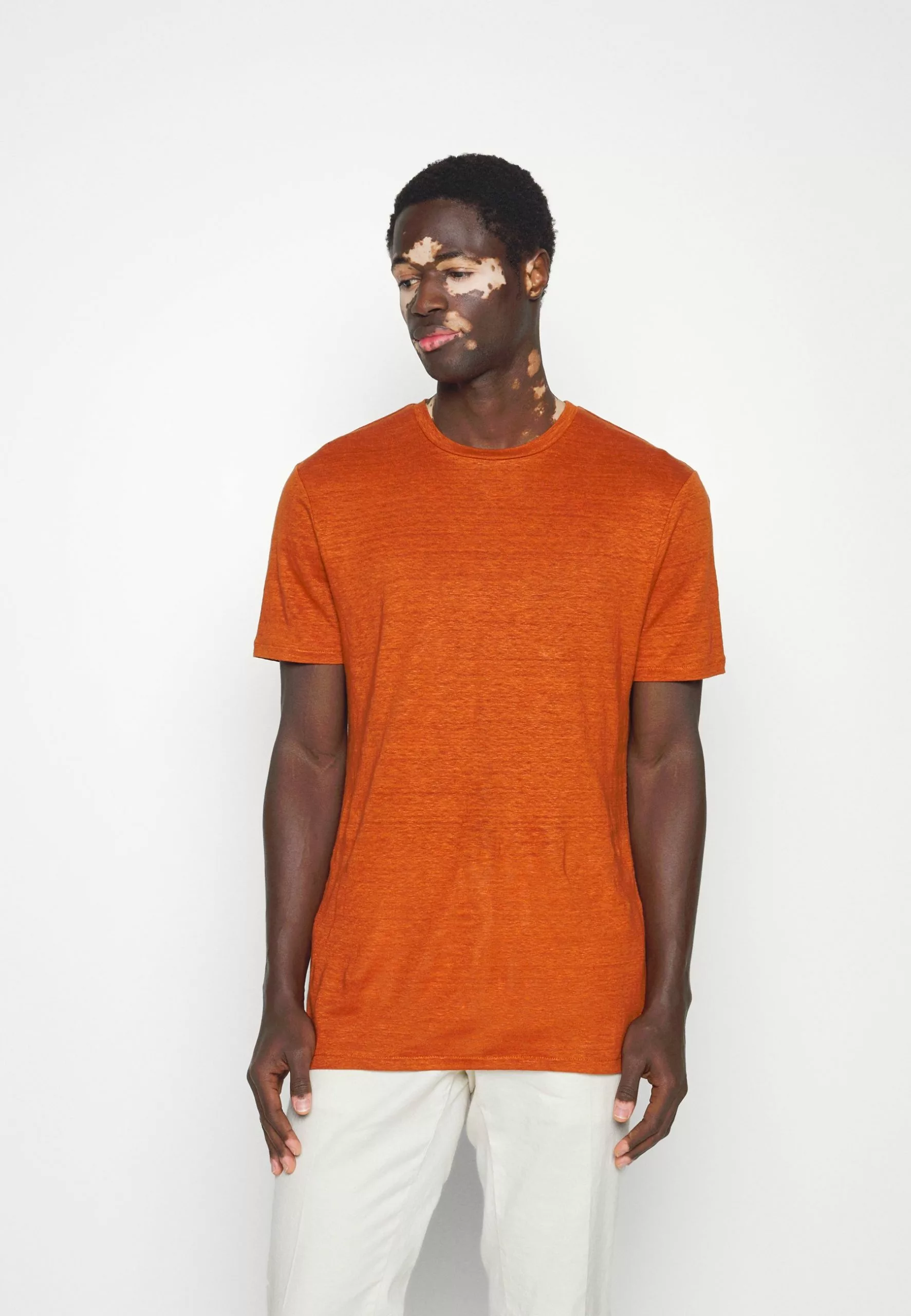 J.LINDEBERGCOMA TEE - T-shirt - Bas - Bombay Brown 3 J.LINDEBERGCOMA TEE - T-shirt - Bas - Bombay Brown - Bild 3