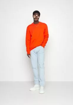 J.LINDEBERGCODY - Jeans Straight Leg - Light Blue 11 J.LINDEBERGCODY - Jeans Straight Leg - Light Blue -J.Lindeberg Affär eadbb0eb58894aa88c692ed156db026a