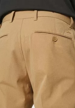 J.Lindeberg SportsVENT PANT - Tygbyxor - Tiger Brown 11 J.Lindeberg SportsVENT PANT - Tygbyxor - Tiger Brown -J.Lindeberg Affär f388221f63ba4478af793f43682a8c7a