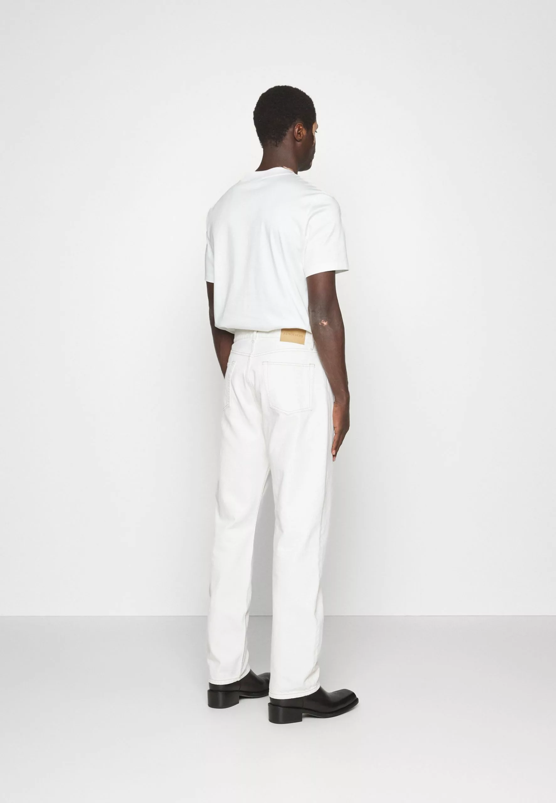 J.LINDEBERGJOHNNY LOOSE JEANS - Jeans Relaxed Fit - White 4 J.LINDEBERGJOHNNY LOOSE JEANS - Jeans Relaxed Fit - White - Bild 4