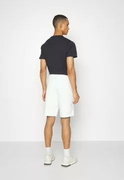 J.LINDEBERGIVAR INTERLOCK - Shorts - Cloud White 7 J.LINDEBERGIVAR INTERLOCK - Shorts - Cloud White -J.Lindeberg Affär f4d181ab42ca4f9a941af26add7ed254