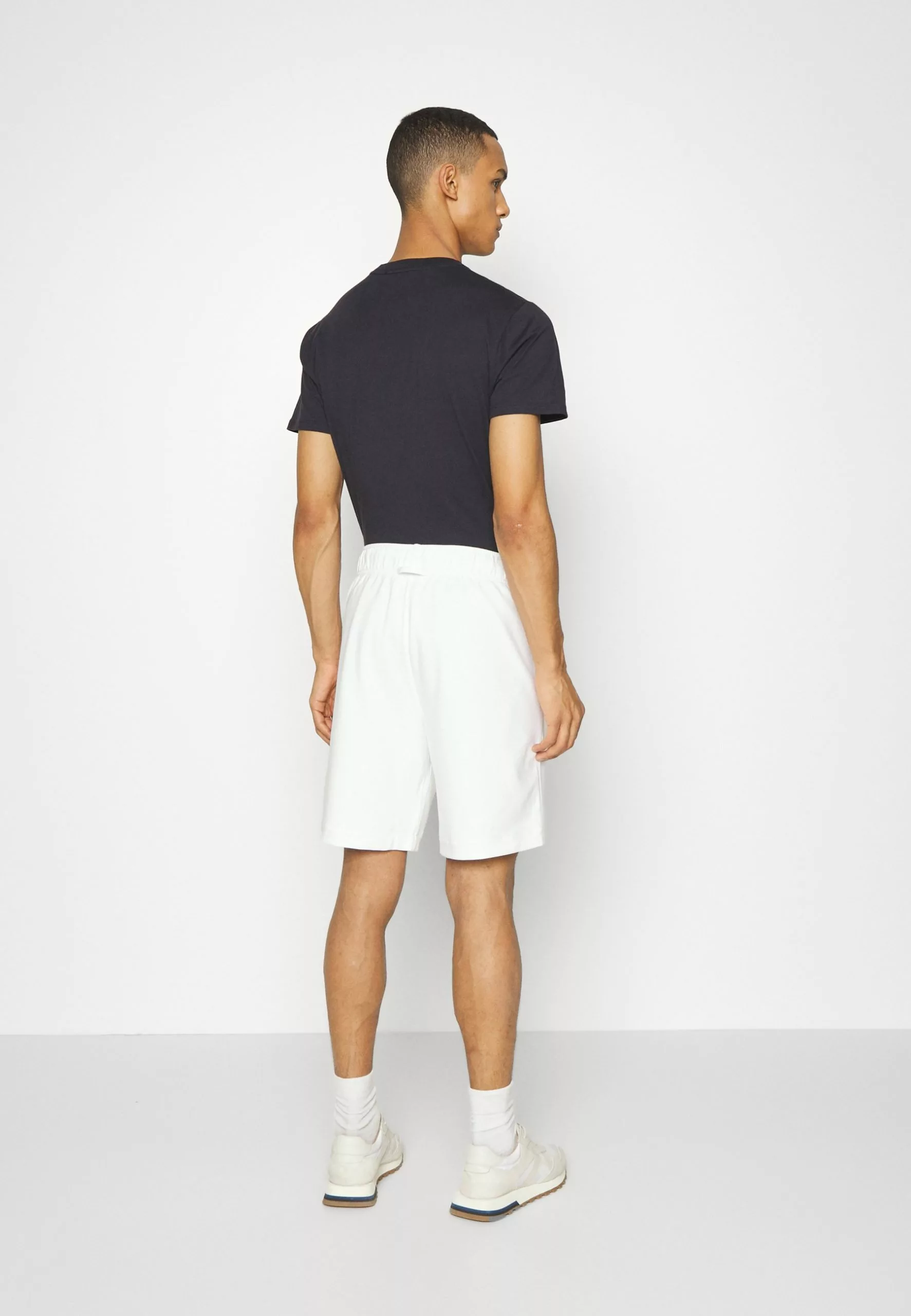 J.LINDEBERGIVAR INTERLOCK - Shorts - Cloud White 3 J.LINDEBERGIVAR INTERLOCK - Shorts - Cloud White - Bild 3