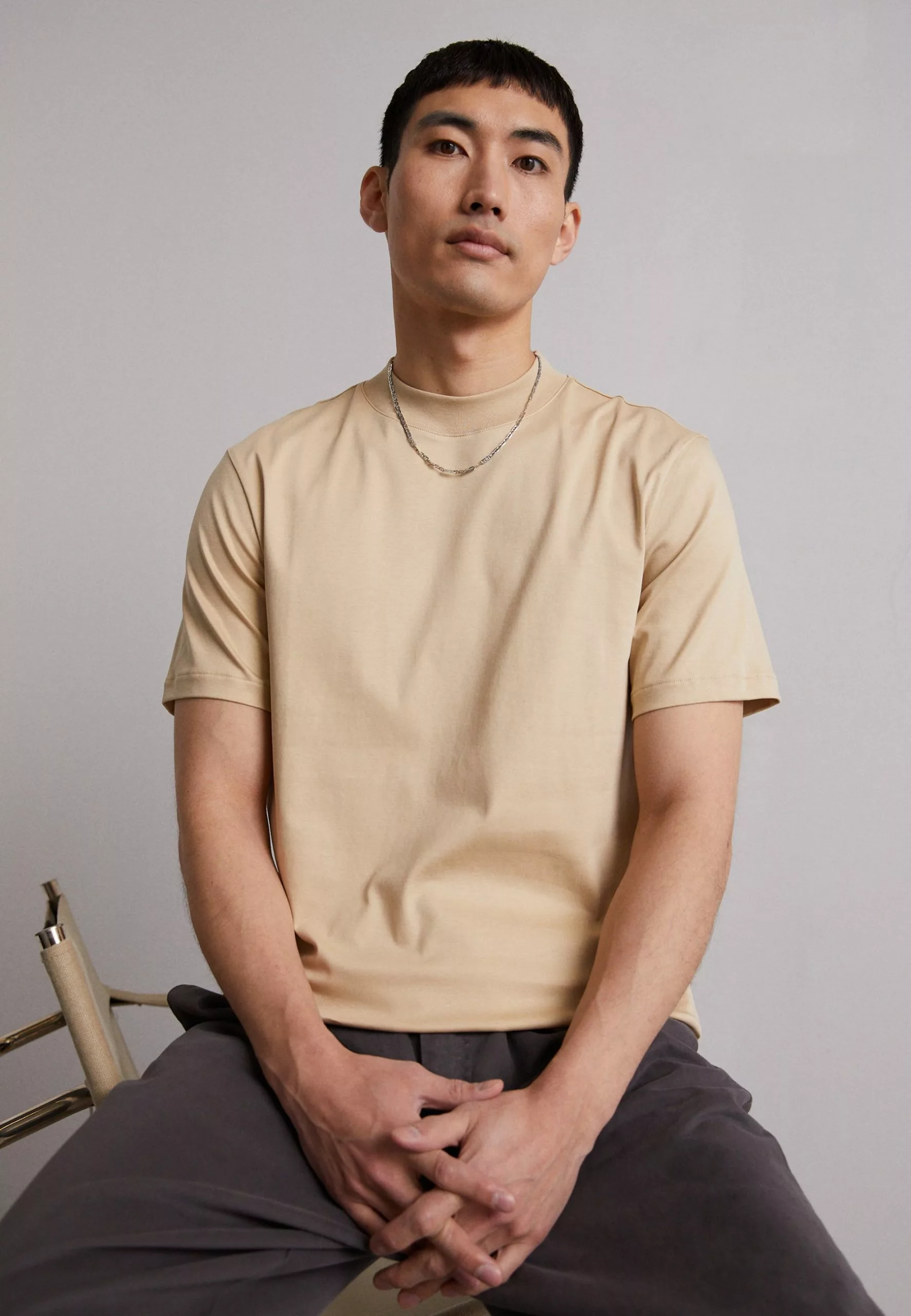 J.LINDEBERGACE MOCK NECK - T-shirt - Bas - Safari Beige 1 J.LINDEBERGACE MOCK NECK - T-shirt - Bas - Safari Beige