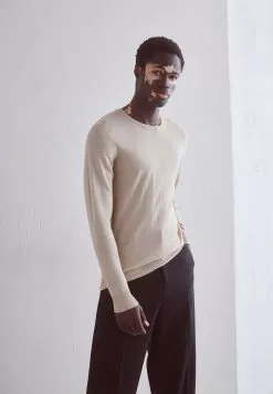 J.LINDEBERGLYLE LIGHT CREW NECK - Stickad Tröja - Safari Beige