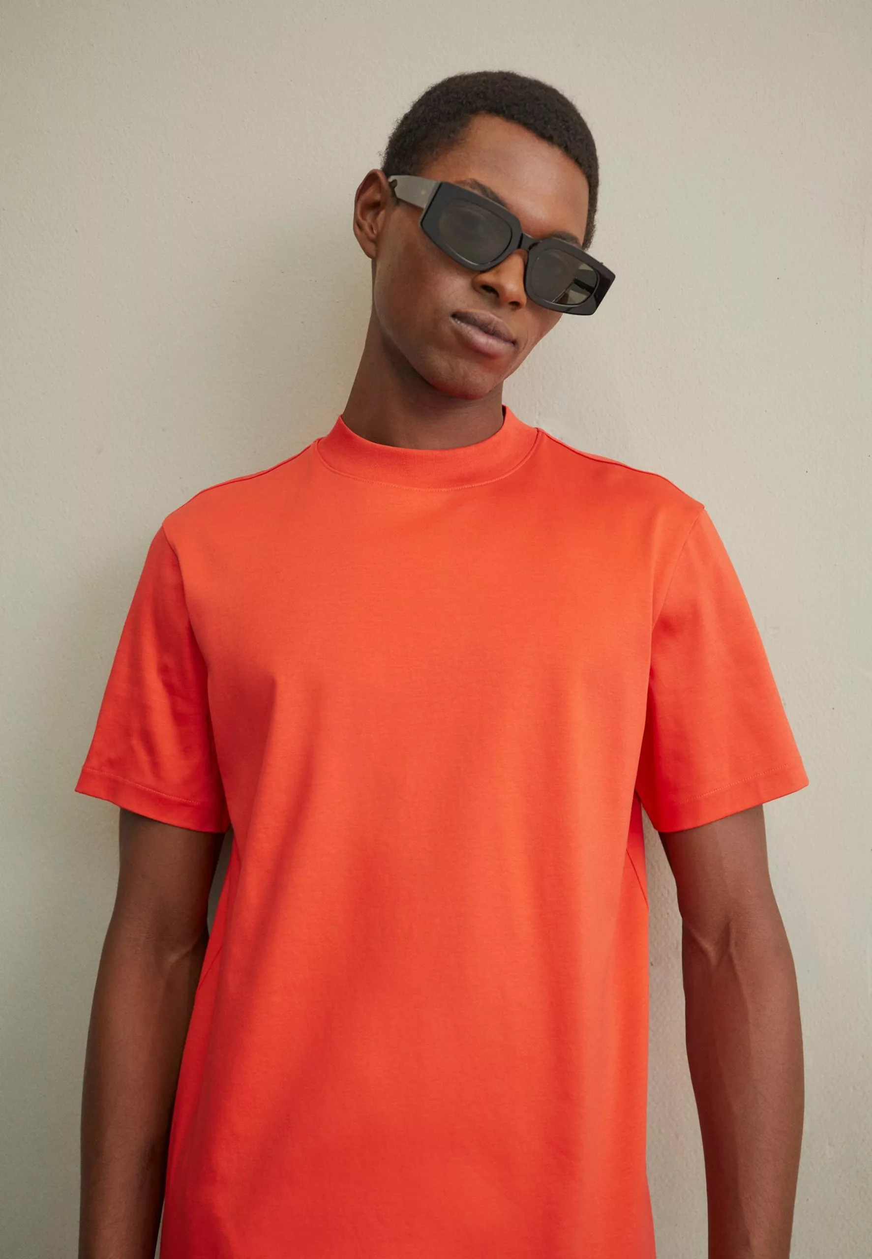 J.LINDEBERGACE MOCK NECK - T-shirt - Bas - Fiery Red 1 J.LINDEBERGACE MOCK NECK - T-shirt - Bas - Fiery Red