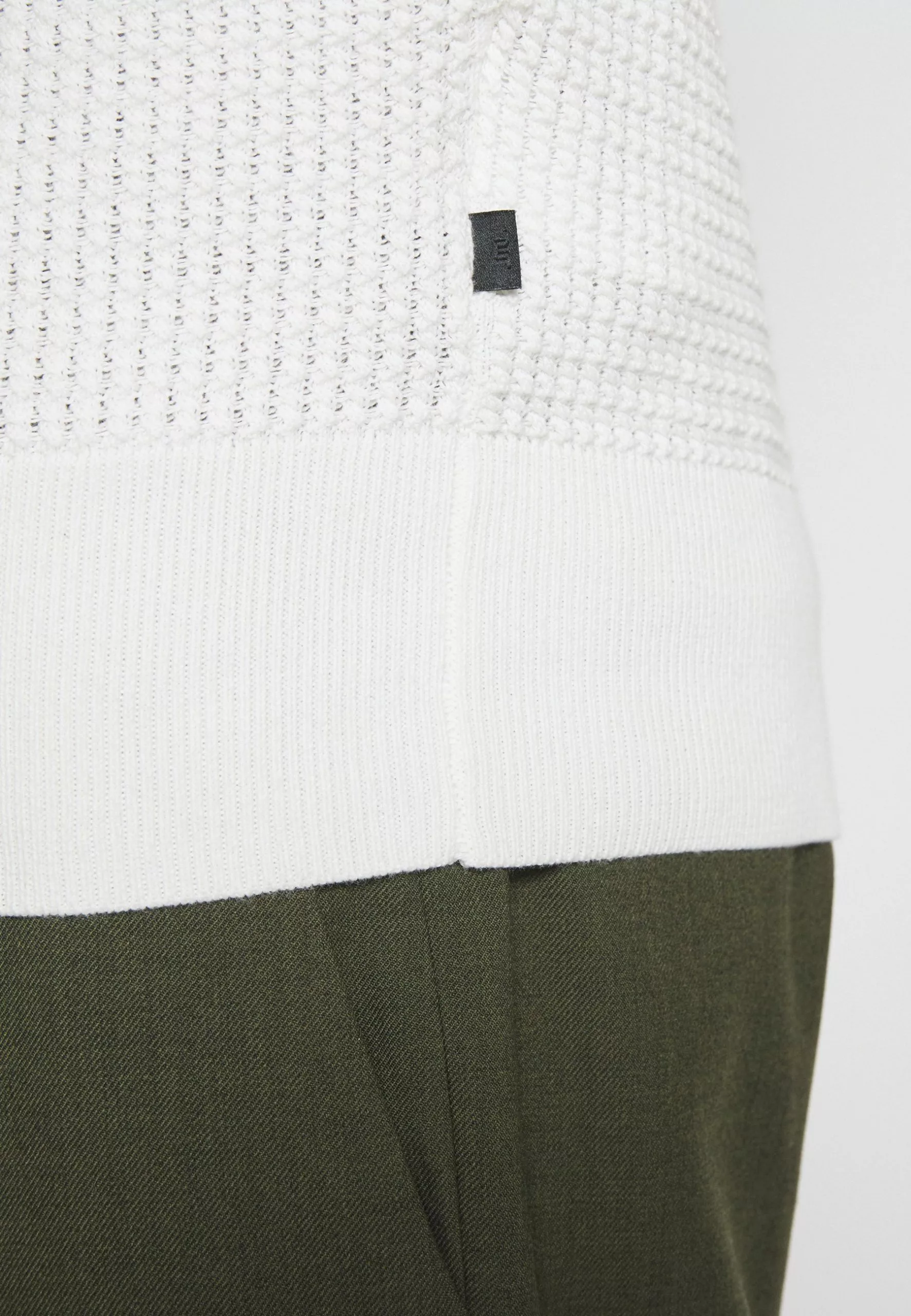 J.LINDEBERGARTHUR - Stickad Tröja - Cloud White 9 J.LINDEBERGARTHUR - Stickad Tröja - Cloud White - Bild 9