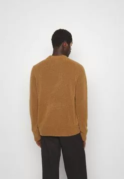 J.LINDEBERGYANN LOGO - Stickad Tröja - Chipmunk -J.Lindeberg Affär fcb17e6715b0454fb928c423226e0317