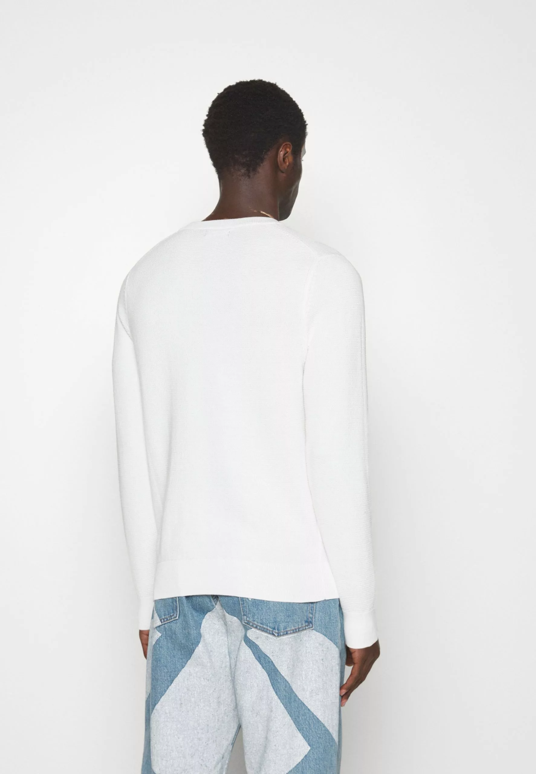 J.LINDEBERGARCHER STRUCTURE - Stickad Tröja - Cloud White 4 J.LINDEBERGARCHER STRUCTURE - Stickad Tröja - Cloud White - Bild 4